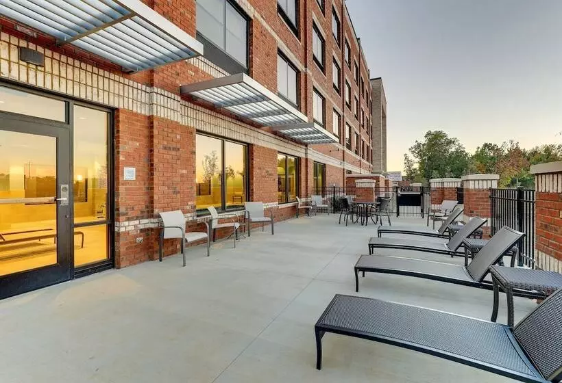 Hotelli Holiday Inn Express Holly Springs   Raleigh Area, An Ihg