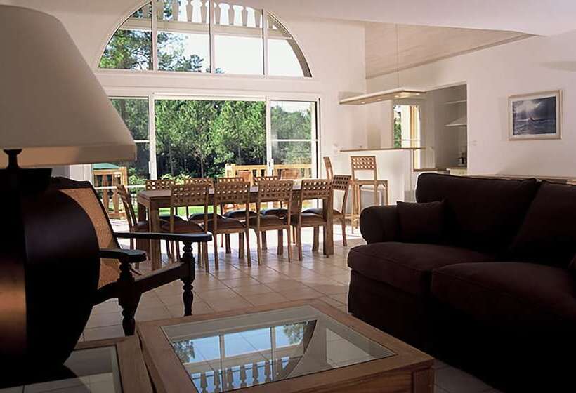 בית מלון כפרי Lagrange Vacances Atlantic Green