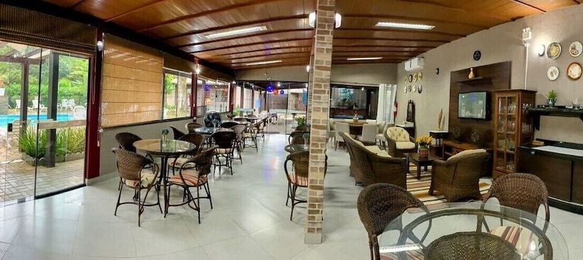 فندق Pousada Delville