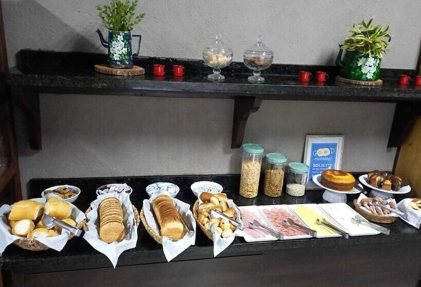 فندق Pousada Delville