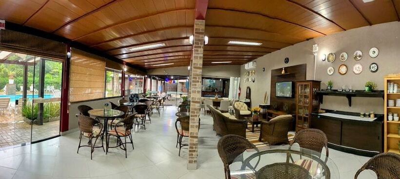 فندق Pousada Delville