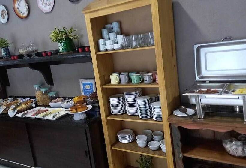 فندق Pousada Delville