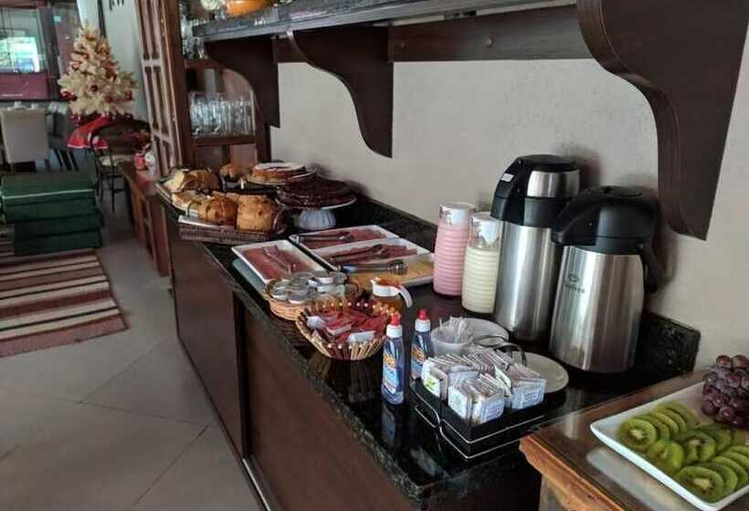 فندق Pousada Delville