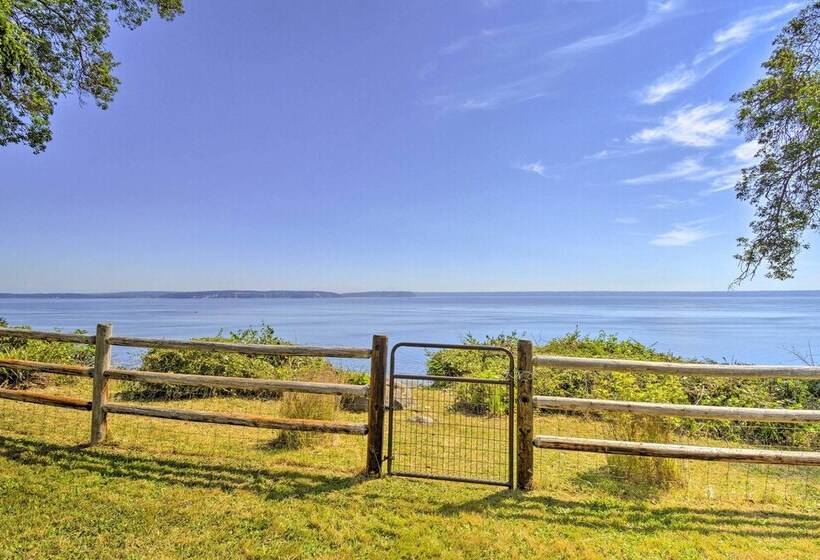 Kingston Home W/ Magnificent Ocean Views!