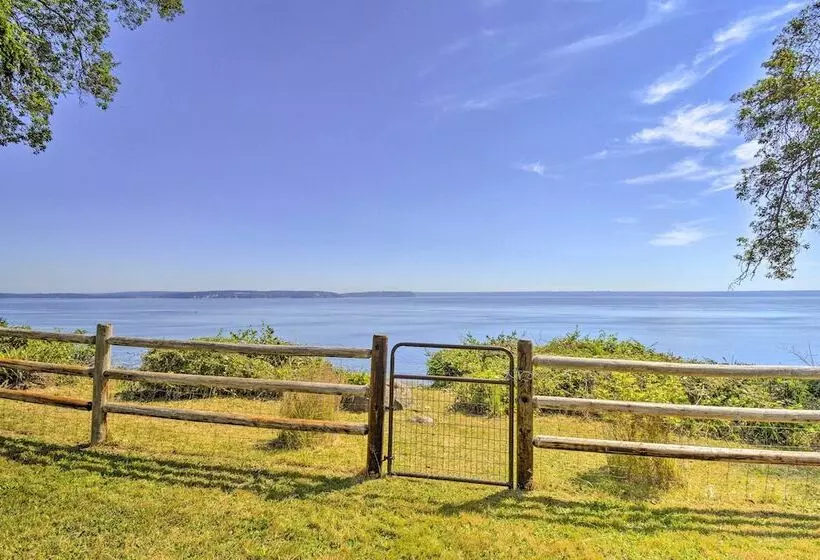 Kingston Home W/ Magnificent Ocean Views!