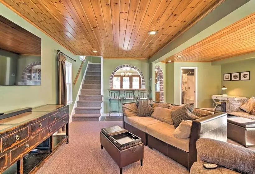 Lake Chautauqua Home < 1/2 Mile To Town & Water