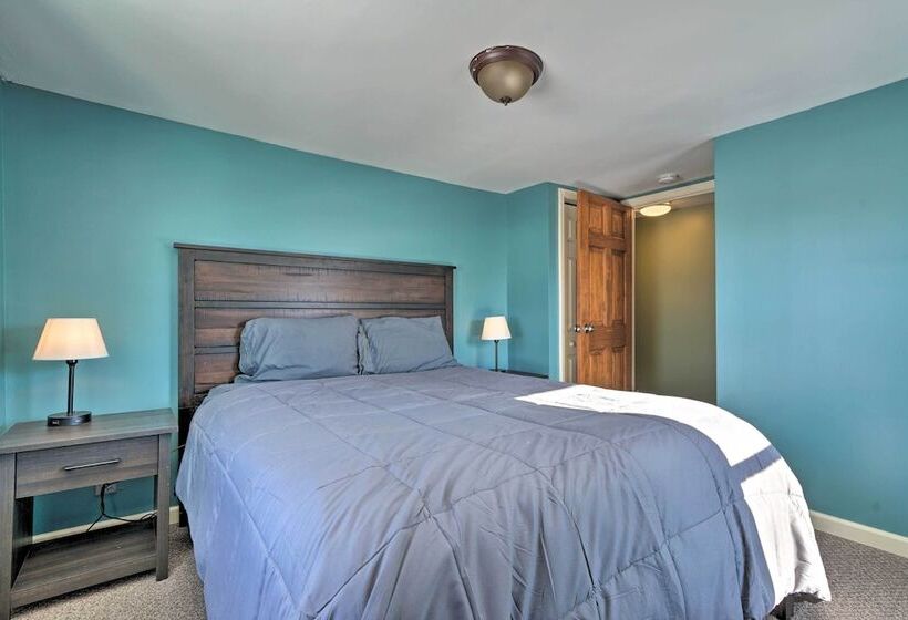 Lake Chautauqua Home < 1/2 Mile To Town & Water