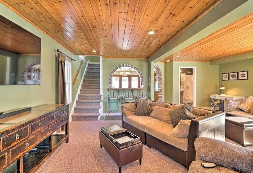 Lake Chautauqua Home < 1/2 Mile To Town & Water