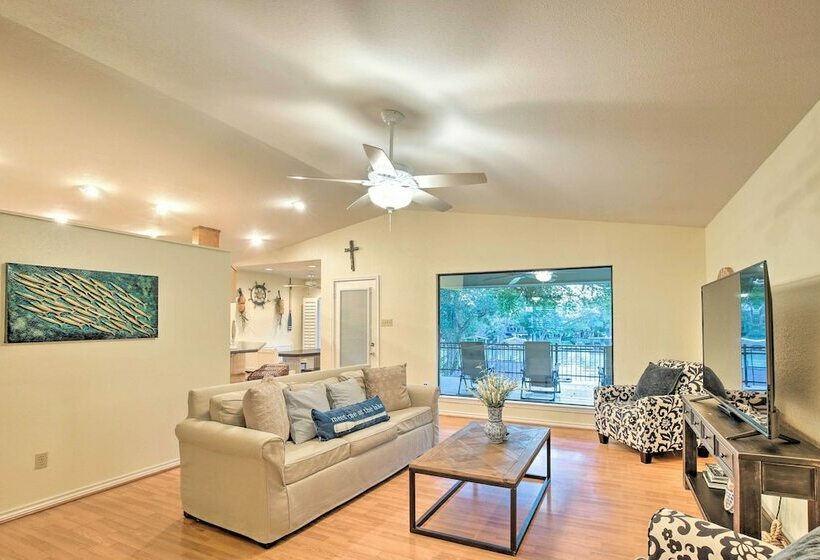 Lake Placid Paradise W/ Dock, Grill & Kayaks!