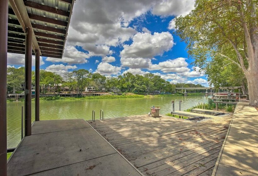 Lake Placid Paradise W/ Dock, Grill & Kayaks!