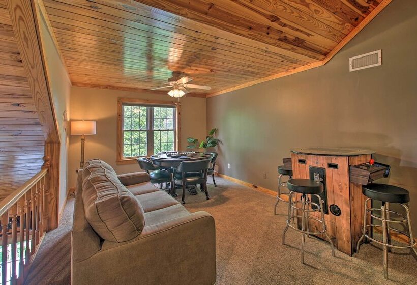 Kayaks & Boat Dock: Lakeside Hot Springs Retreat