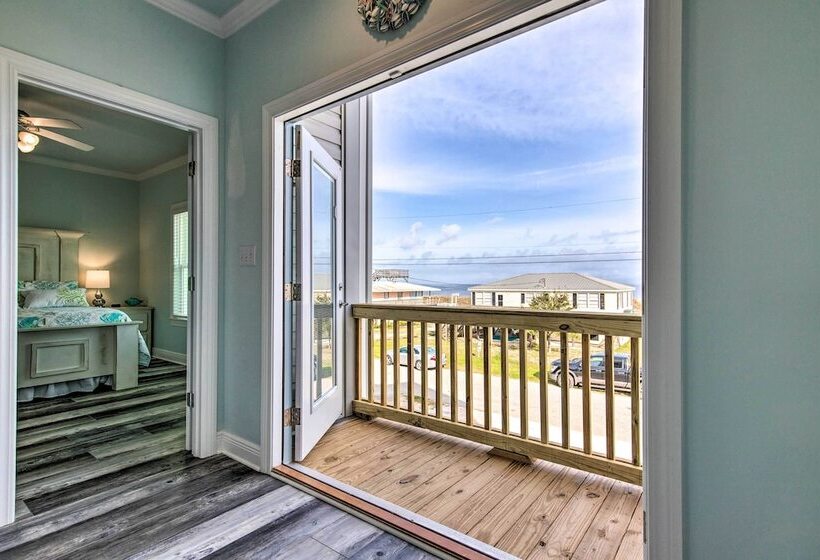 Luxe Stilted Home W/ Kayaks: Walk To Beach