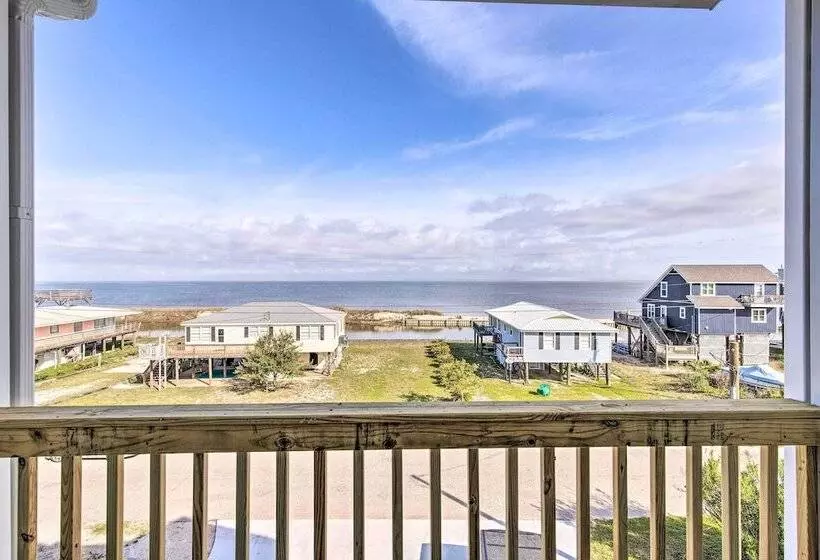 Luxe Stilted Home W/ Kayaks: Walk To Beach