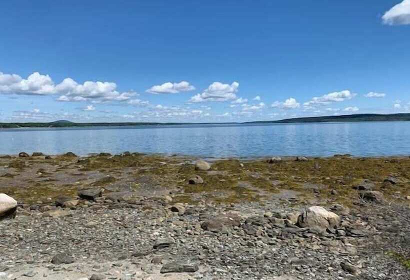 Mabel S Point Brooklin