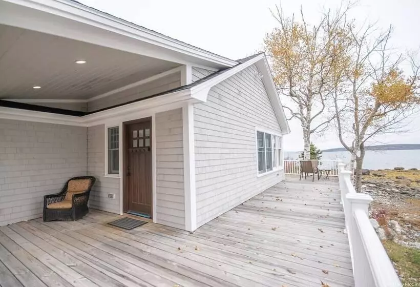 Mabel S Point   Brooklin