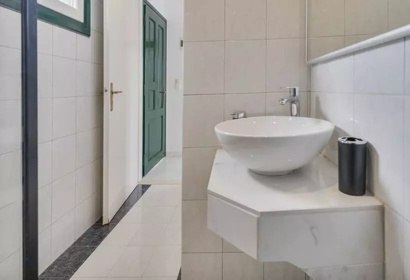 Malia Energy By Estia