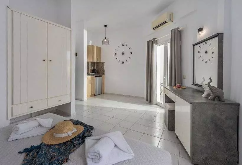 Malia Energy By Estia