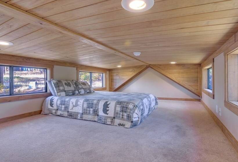 Pagosa Springs Tiny Cabin: Fish, Hike, Ski & Soak!