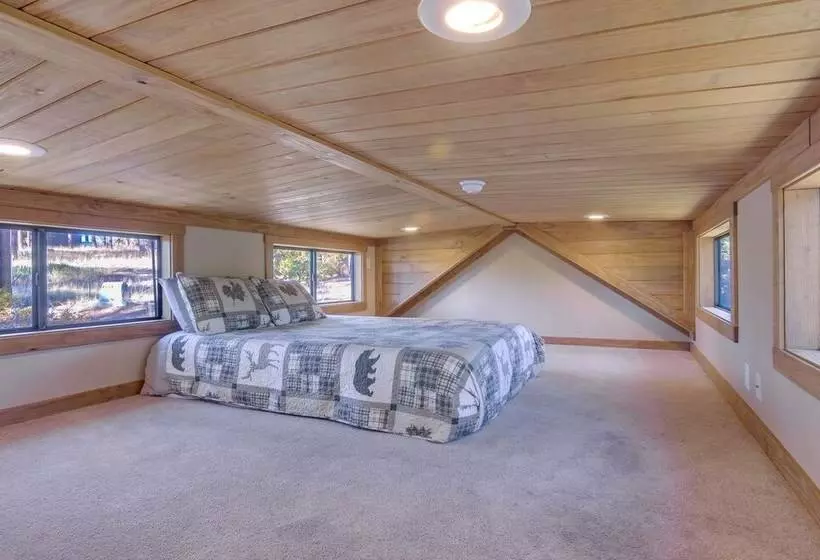 Pagosa Springs Tiny Cabin: Fish, Hike, Ski & Soak!