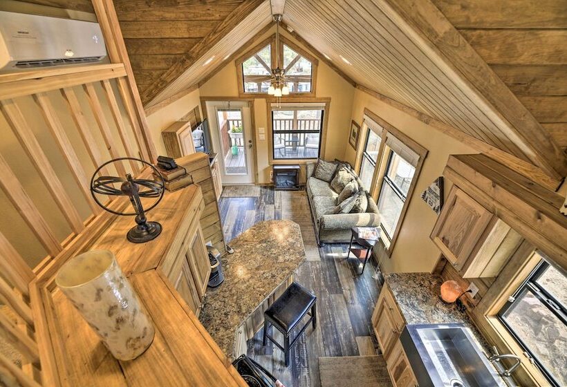 Pagosa Springs Tiny Cabin: Fish, Hike, Ski & Soak!