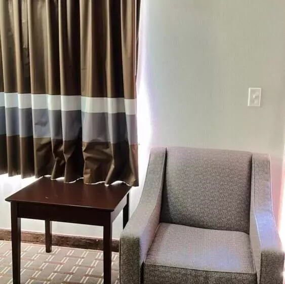 Motelli New Budget Inn