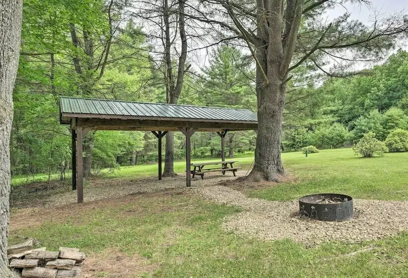 Mountain Escape: Home W/ Deck, Fire Pit, Yard