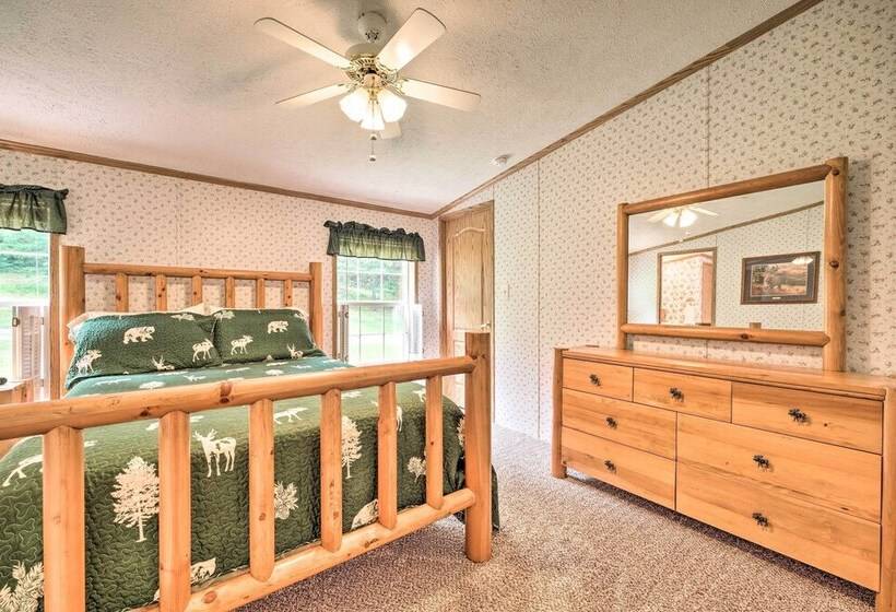 Mountain Escape: Home W/ Deck, Fire Pit, Yard