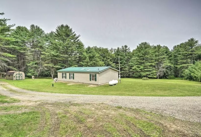 Mountain Escape: Home W/ Deck, Fire Pit, Yard