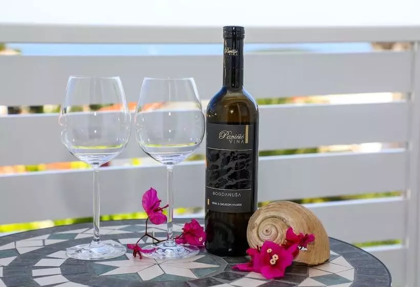 ペンション Rooms Stella Maris