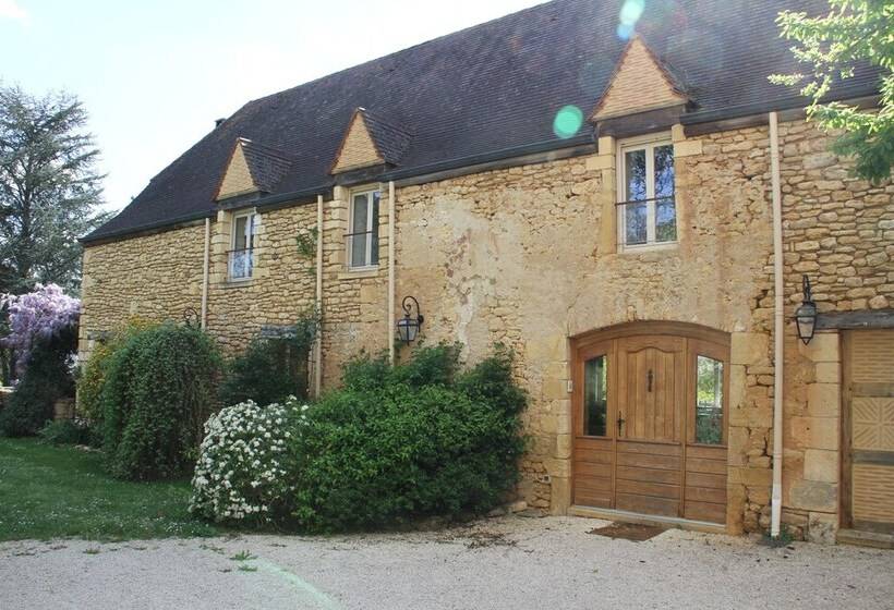 פנסיון The Grand Longere