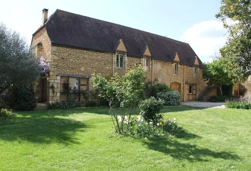 Majatalo The Grand Longere