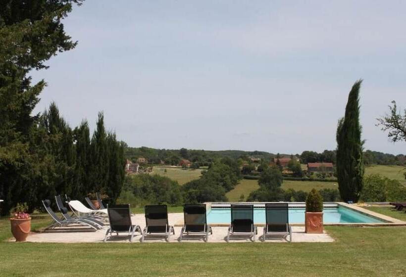 פנסיון The Grand Longere