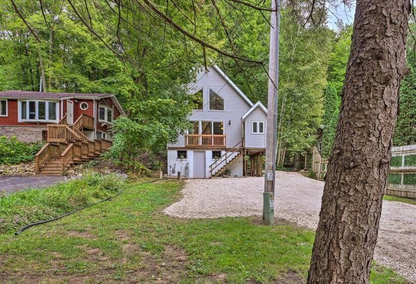 Quaint Plymouth Cabin 1 Mi To Road America!