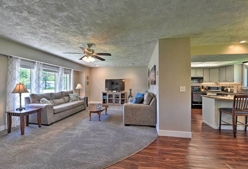 Quiet Sugar City Home < 80 Mi To Yellowstone!