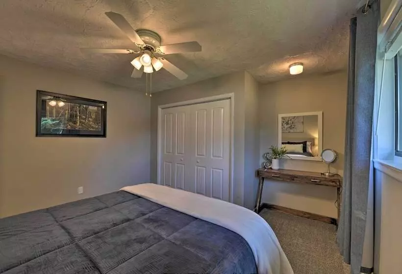 Quiet Sugar City Home < 80 Mi To Yellowstone!