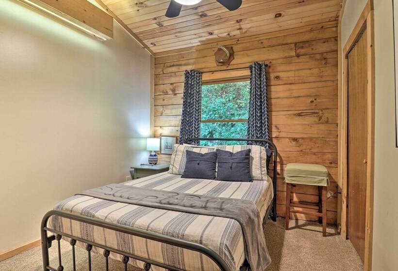 Rustic Yet Cozy Cabin W/ Fire Pit In Smokies!