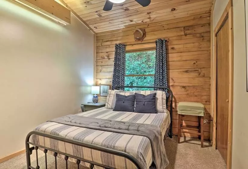 Rustic Yet Cozy Cabin W/ Fire Pit In Smokies!