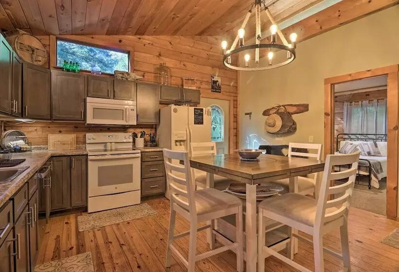 Rustic Yet Cozy Cabin W/ Fire Pit In Smokies!