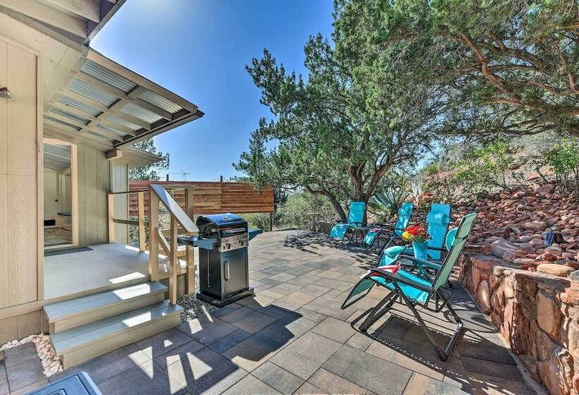 Sedona Stardust Hideaway W/ Patio & Mtn Views!
