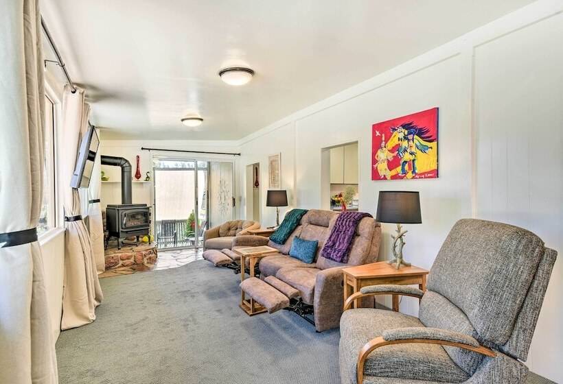 Sedona Stardust Hideaway W/ Patio & Mtn Views!