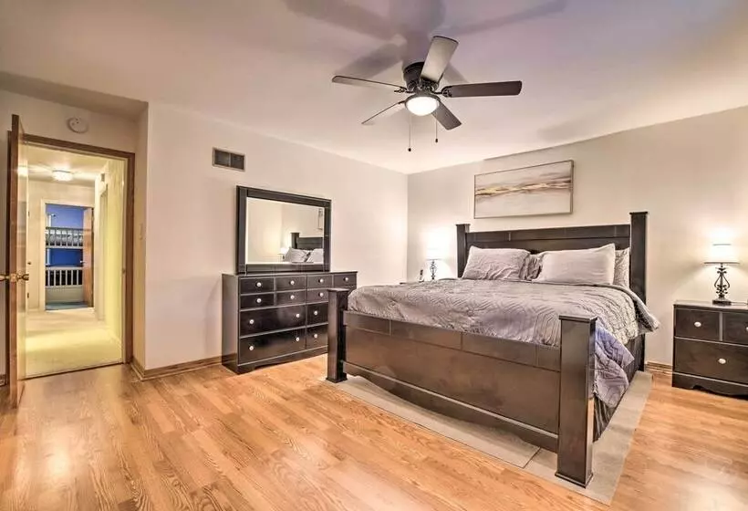 Spacious Family Glenwood Estates Home W/ Hot Tub!