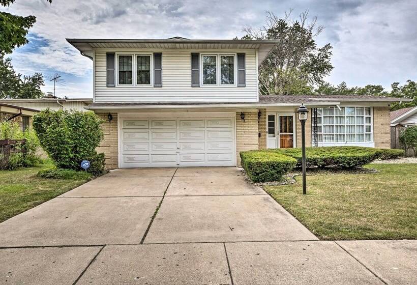 Spacious Family Glenwood Estates Home W/ Hot Tub!