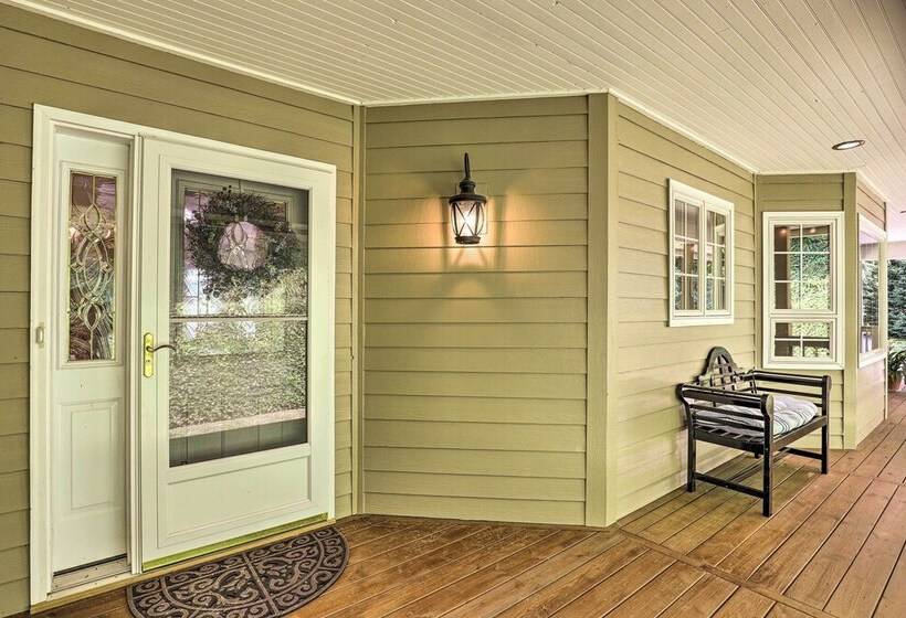 North Carolina Home W/ Game Room, Deck & Fire Pit