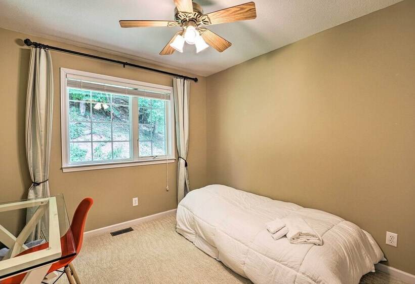 North Carolina Home W/ Game Room, Deck & Fire Pit