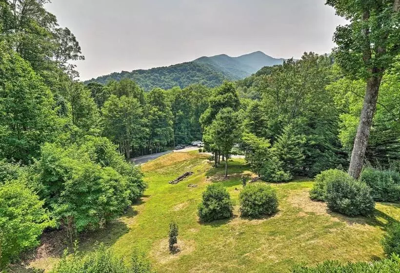 North Carolina Home W/ Game Room, Deck & Fire Pit