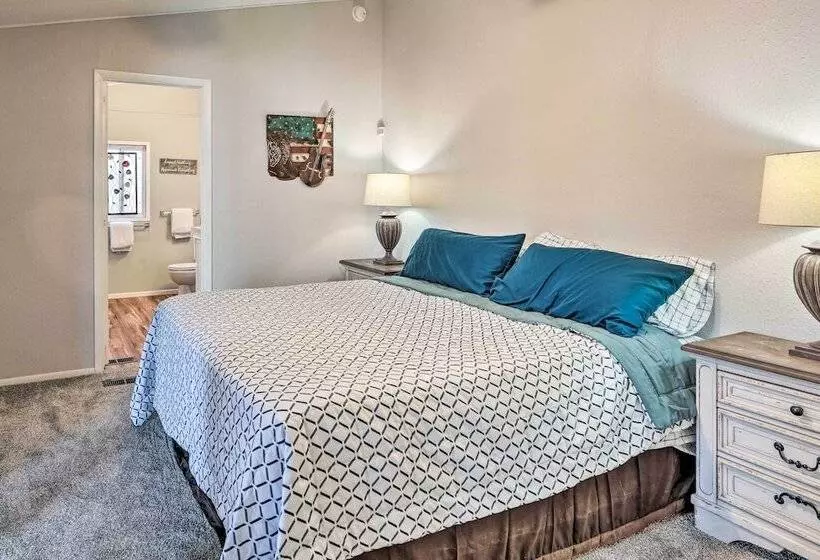 Sun Dappled Az Abode W/ River & Mtn Views!