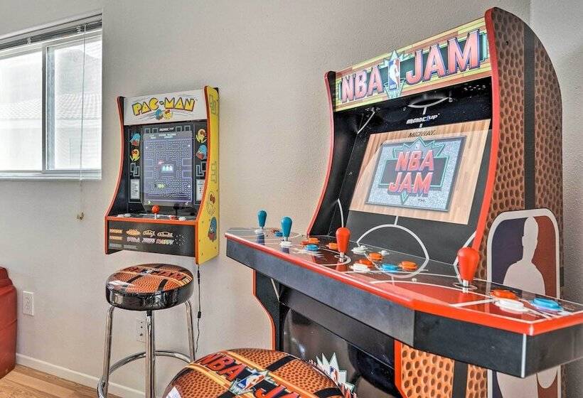 Sun Dappled Az Abode W/ River & Mtn Views!