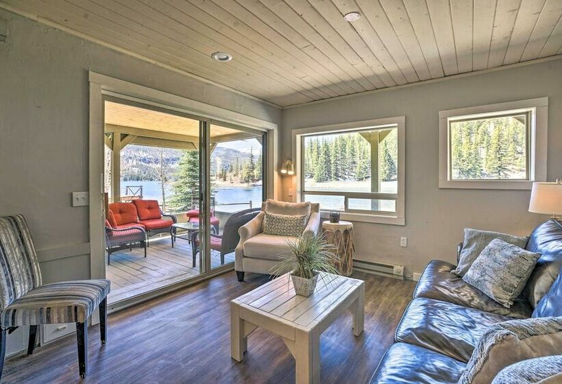 Sunsoaked Hideaway On Lake San Cristobal!