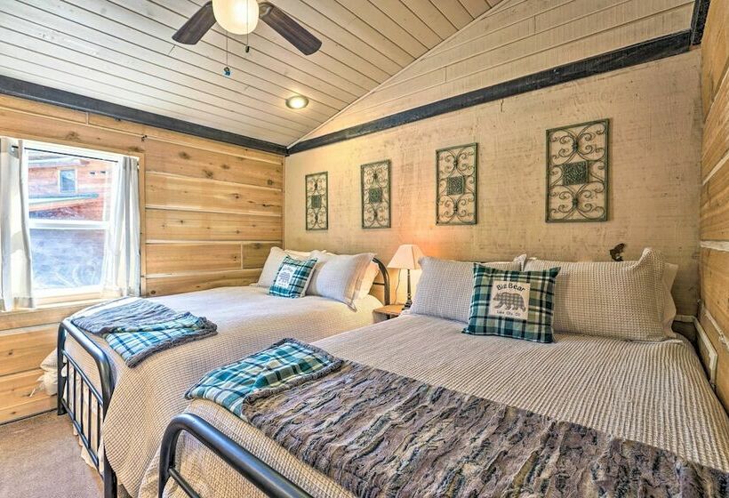 Sunsoaked Hideaway On Lake San Cristobal!