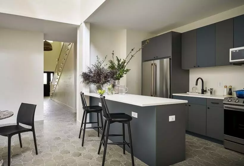 The Neighborhood Hotel New Buffalo